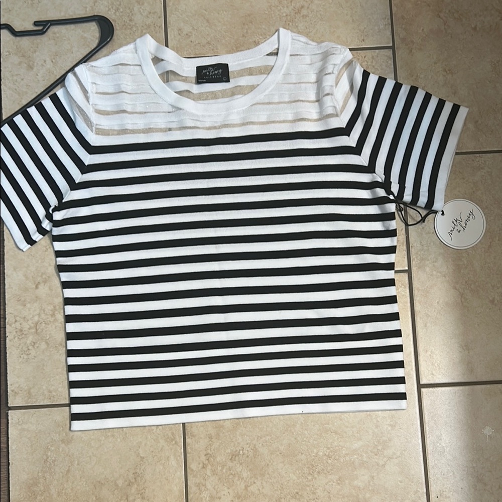 Black and White Boxy Short Sleeve T-Shirt